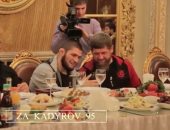 شاهد رئيس الشيشان يكرم بطل العالم حبيب نورمحمدوف
