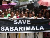 صور.. نساء الهند تتظاهرن احتجاجا على منع الحوامل من دخول معبد تله