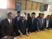 صور.. وزير الشباب يفتتح ملعبى نجيل صناعى بلحواتكة والهدايا بأسيوط