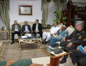 صور.. محافظ جنوب سيناء يعقد مؤتمرًا أمنيا بمدينة شرم الشيخ لمناقشة الخطط الأمنية