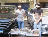 ضبط تاجرين مخدرات بحوزتهما استروكس ومليون جنيه فى الجيزة