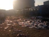قارئ يشكو من انتشار القمامة بموقف أتوبيس بيجام فى شبرا الخيمة