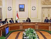 صور.. رئيس الوزراء يلتقى بعثة البنك الدولى لبحث استراتيجية تنمية سيناء
