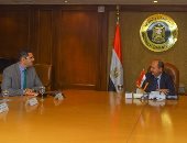 وزير الصناعة يبحث مع ممثلى "نستله" مصر المشروعات المستقبلية للشركة
