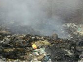 قارئ يشكو من حرق القمامة بشارع أبوبكر النجار فى الحفرية إمبابة