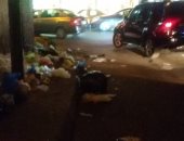 صور.. شكوى من انتشار القمامة فى شارع المعسكر الرومانى بالإسكندرية