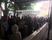 صور.. وزيرة الصحة تستمع لآراء مواطنى أسيوط عن حملة القضاء على فيروس سى