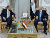 العصار يتطلع لشراكة فى الصناعات الدفاعية خلال لقاء مع سفير البرازيل