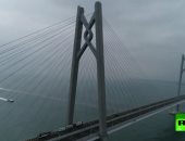بدء حركة المرور على جسر ضخم يربط هونج كونج وتشوهاي ومكاو