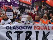 أكثر من 8000 شخص يتظاهرون فى اسكتلندا للمطالبة بتوزيع عادل للأجور