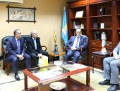 وزير الآثار يبحث سبل التعاون مع سفيرى سويسرا وبلجيكا.. صور