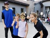 شاهد كيف احتفلت سيلين ديون بعيد ميلاد توأمها نيلسون وإيدى