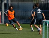 صور.. مارسيلو جاهز للكلاسيكو ضد برشلونة بعد العودة للتدريبات