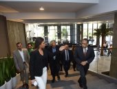 صور.. سحر نصر تقود جولة مع وفد أمريكى بمركز خدمات المستثمرين.. الشركات الأمريكية تعلن اعتزامها ضخ استثمارات جديدة وتوسيع نشاطها بـ"القاهرة".. غرفة التجارة الأمريكية: مصر شريك استراتيجى وبوابة استثمارية لأفريقيا