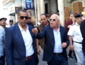 صور.. محافظ بورسعيد يوجه باستمرار  حملات فتح الشوارع