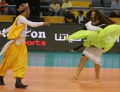 فيديو وصور ..الفنون الشعبية تشعل حفل إفتتاح البطولة العربية للكرة الطائرة