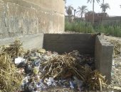 فيديو وصور.. إنشاء نقاط تجميع للمخلفات والقمامة على شكل حرف "U" بقرى ونجوع أسيوط