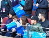 ميسي يتحول إلى مشجع برشلونة فى الكلاسيكو ضد ريال مدريد.. فيديو وصور