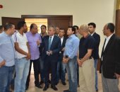 وزير الرياضة ومحافظ الإسماعيلية يتفقدان مشروع النادى الإسماعيلى الاجتماعى