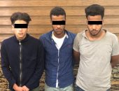 القبض على 3 طلاب استولوا على هاتف من صاحب محل تحت تهديد السلاح فى النزهة