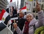 وقفة للمصريين فى ألمانيا لتحية الرئيس السيسى