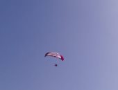 50 طيارا من 23 دولة يستعدون لانطلاق تحدى أبطال العالم فى الباراموتور 