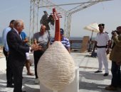 فيديو وصور.. محافظ جنوب سيناء يتفقد الأعمال الفنية لمنتدى فنون شباب العالم