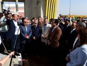 رئيس الوزراء: الدولة تولى اهتماما كبيرا بمشروعات الصرف الصحى خاصة بقرى مصر