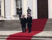 فيديو .. السيسي يصل قصر الرئاسة الألمانية في برلين للقاء نظيره الألماني