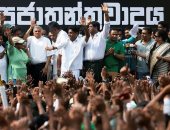 احتجاج فى سريلانكا على إقالة رئيس الوزراء