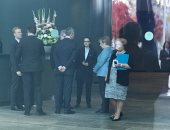 الرئيس السيسي يصل مقر المستشارية ببرلين.. وأنجيلا ميركل تستقبله.. صور