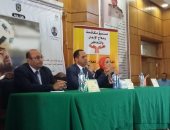 رئيس جامعة دمنهور يفتتح أسبوع القضاء على الإدمان الإلكترونى