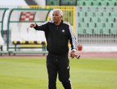 ميمى عبد الرازق يحذر لاعبى المصرى من انتفاضة فاركو مع المدرب الجديد