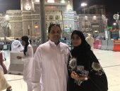 بسمة وهبة تؤدى مناسك العمرة برفقة زوجها النائب البرلمانى علاء عابد