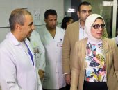 صور.. وزيرة الصحة تتفقد مستشفى شرم الشيخ الدولى 
