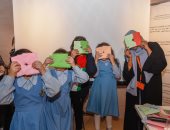 للأطفال.. "من وراء العدسة" ورشة لتعليم صناعة العدسات فى معرض الشارقة للكتاب