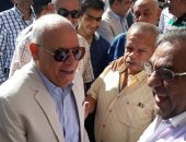 صور.. محافظ بورسعيد يتابع مبادرة القضاء على "فيروس سى"