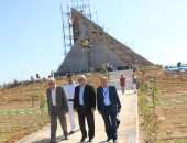 محافظ جنوب سيناء يتابع إنهاء أعمال الجداريات ويشيد بما تم إنجازه