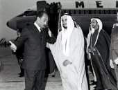 الشيخ زايد آل نهيان.. فارس عشقه المصريون لمواقفه البطوليه تجاه مصر