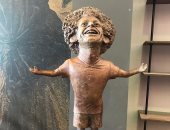 تمثال محمد صلاح يزين منتدى شباب العالم.. صور