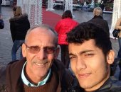 فييرا ينشر صورة لنجله ويعلق: "أحسن مساعد مدرب"