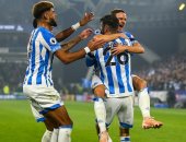 رمضان صبحى يشاهد الفوز الأول لهدرسفيلد بالبريميرليج ضد فولهام.. فيديو