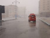 صور.. سقوط أمطار على مناطق متفرقة بمطروح والساحل الشمالي