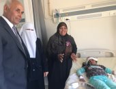 صور.. رئيس مدينة نخل بشمال سيناء يتفقد المستشفى المركزى