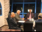 فرج عامر يجتمع بلاعبى سموحة ويطالبهم بالمربع الذهبى 