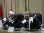وزير الأوقاف: فصل من يكتب "بوستات" تتعارض مع الوسطية.. ونتابع الأئمة جيدا