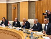 صور.. عبد العال يلتقى رئيسى غرفتى برلمان بيلاروسيا ويوقع اتفاقية تعاون
