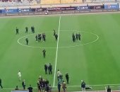 لاعبو تونس يعاينون ملعب برج العرب قبل مواجهة مصر