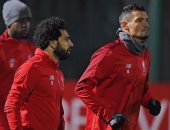 محادثة "ظريفة" بين محمد صلاح ولوفرين على الواتس.. اعرف الحكاية