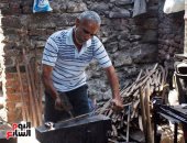 صورة اليوم.. حنى بالشحم إيدك عملك يصبح وليدك